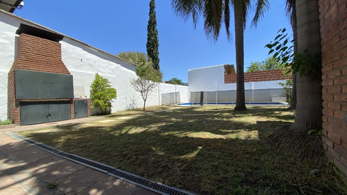 Casa en Alquiler en Hurlingham, G.B.A. Zona Oeste