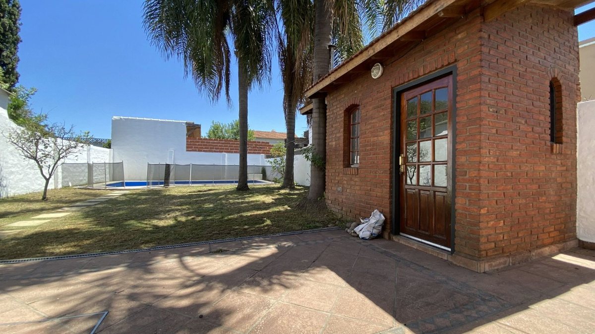 Casa en Alquiler en Hurlingham, G.B.A. Zona Oeste