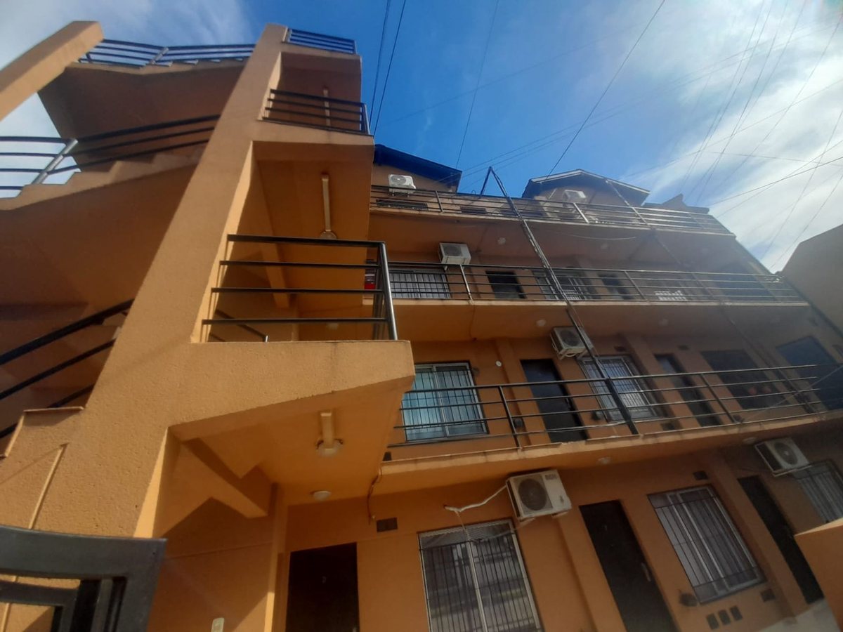 Departamento en Venta en Moron, G.B.A. Zona Oeste