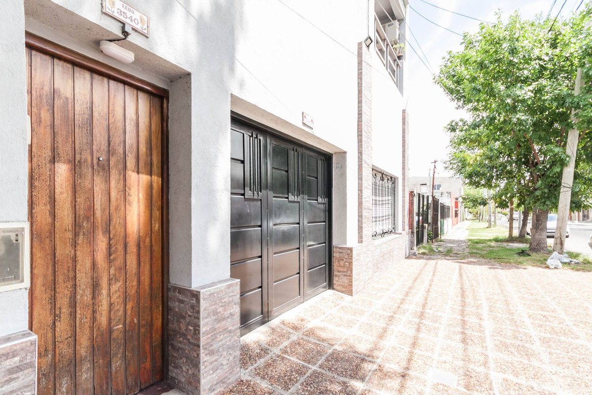 P H en Venta en Lanus, G.B.A. Zona Sur