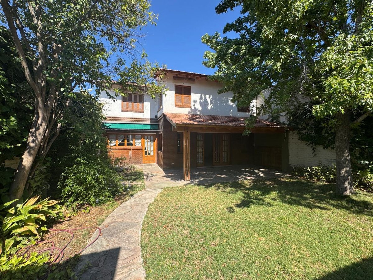 Casa en Venta en Capital, Mendoza