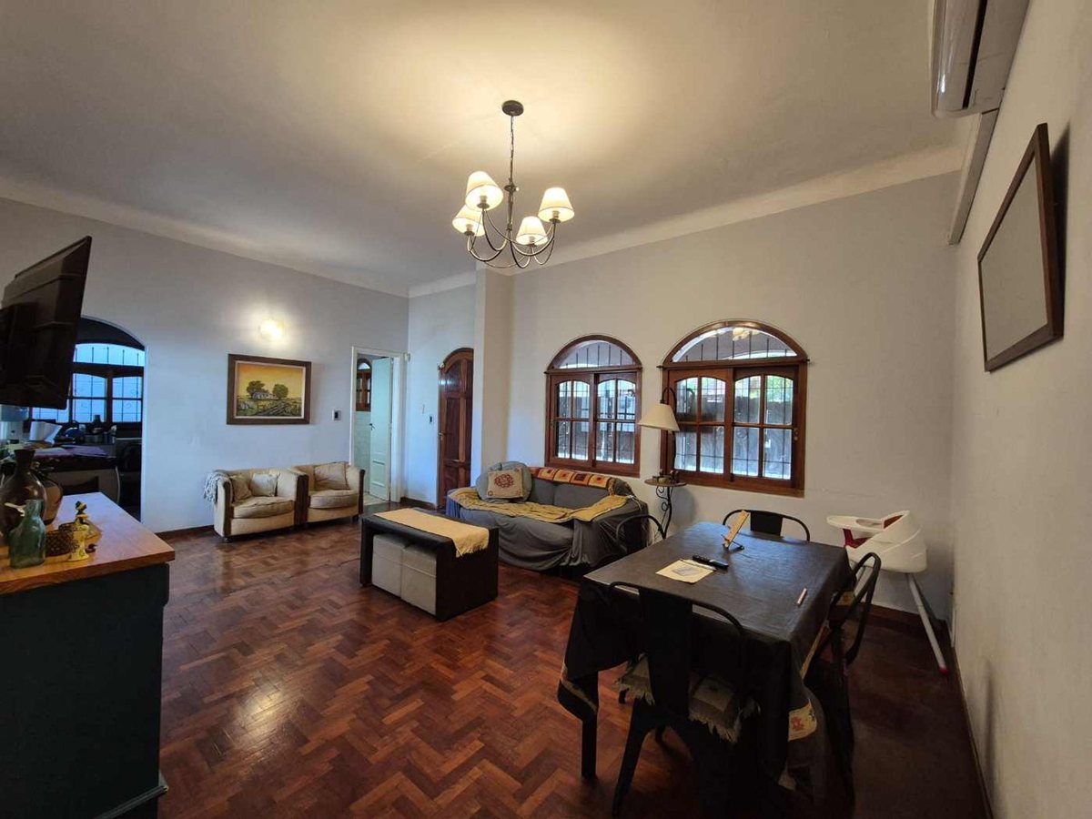 Casa en Venta en Hurlingham, G.B.A. Zona Oeste