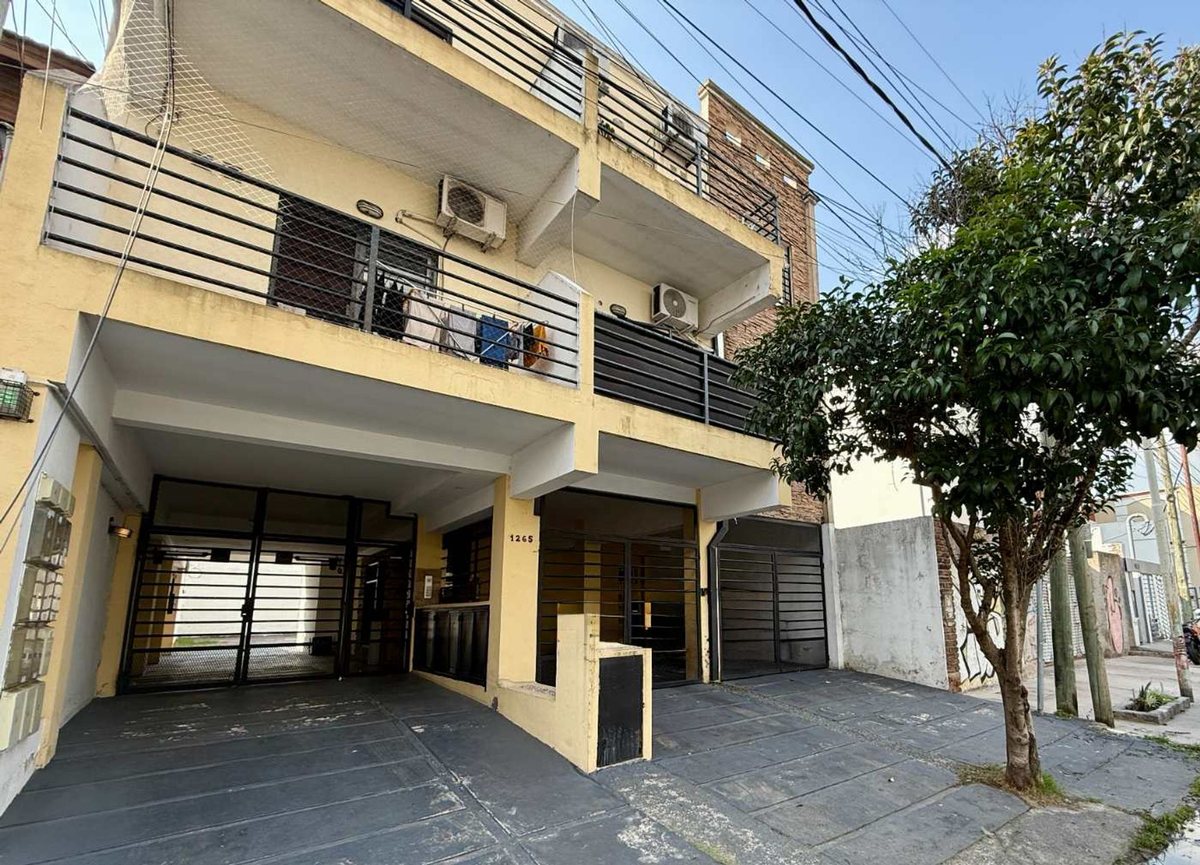 Departamento en Venta en Moron, G.B.A. Zona Oeste