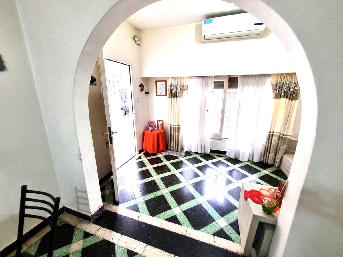P H en Venta en Lanus, G.B.A. Zona Sur