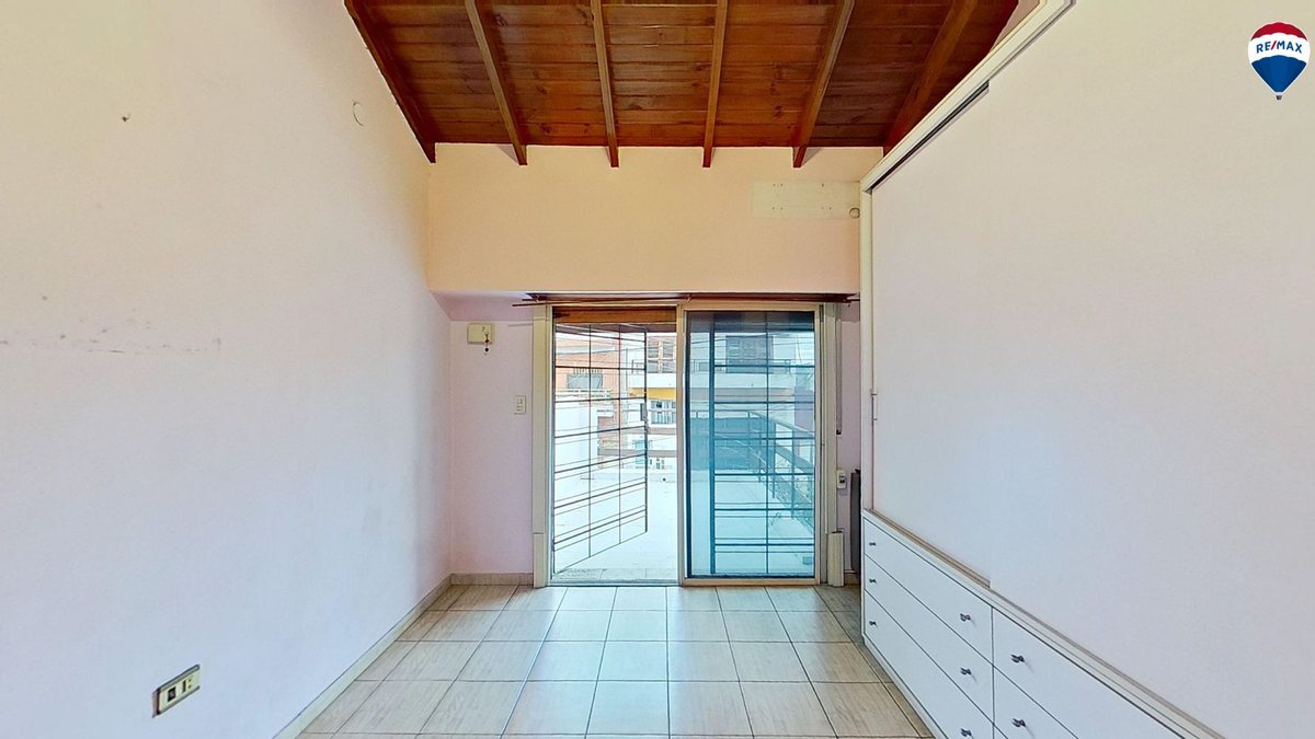 P H en Venta en Lanus, G.B.A. Zona Sur