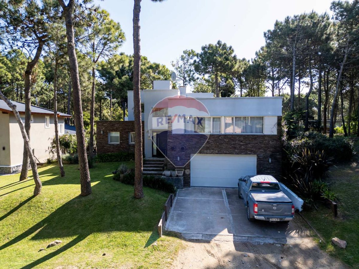 Casa en Venta en Pinamar, Buenos Aires Interior