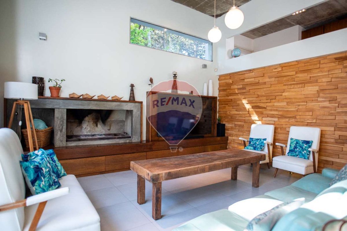 Casa en Venta en Pinamar, Buenos Aires Interior