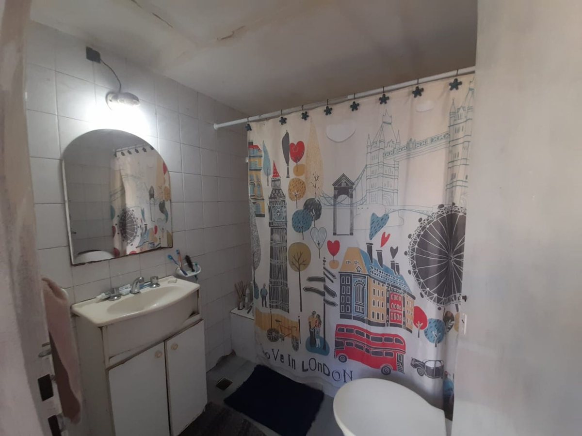P H en Venta en Tres de Febrero, G.B.A. Zona Oeste